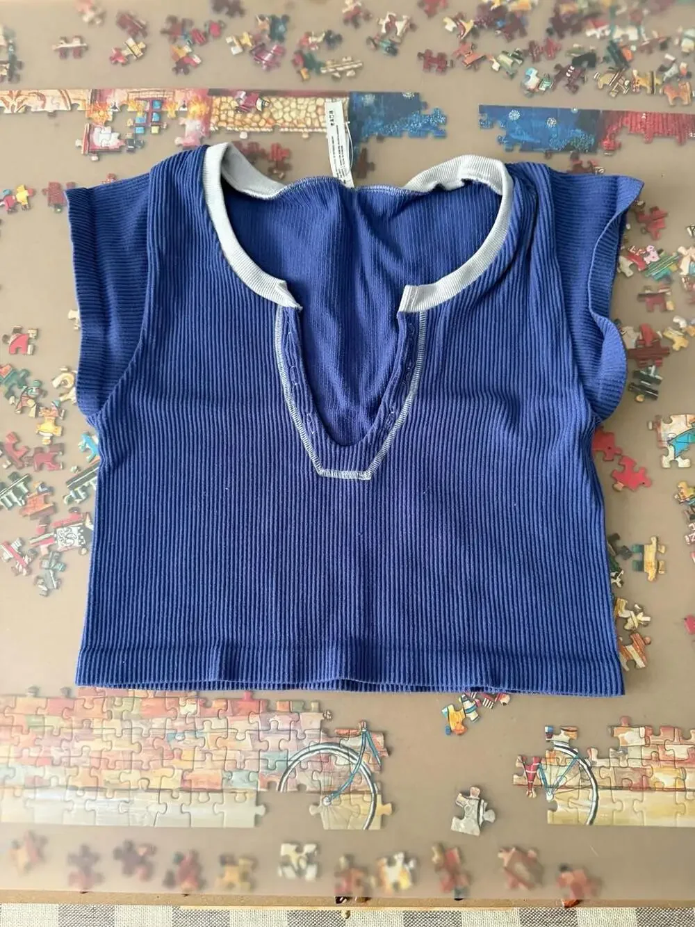 Free People Solid Ribbed Seamless Cap Sleeve V-Neck Cropped Tank Tops